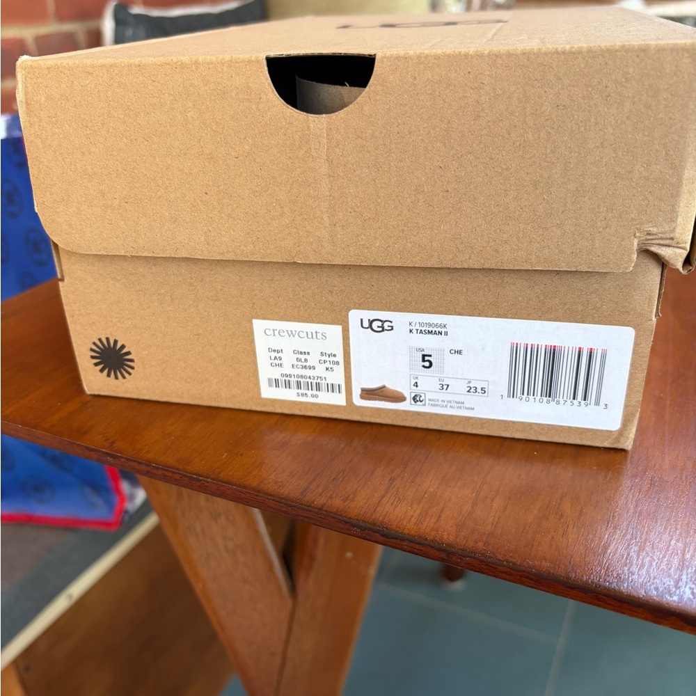 UGG Boxed Tasman II Slipper - Chestnut Brown